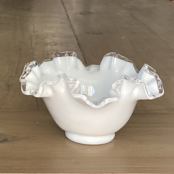 Fenton White Crimped Silver Crest Bonbon Bowl Milk Glass Made in USA - Picture 1 of 1
